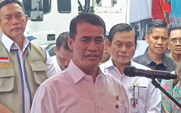 25 Merek Beras Fortifikasi Bermasalah Ditarik, Mentan Amran Minta Bulog Segera Pasok Beras Premium ke Ritel Modern